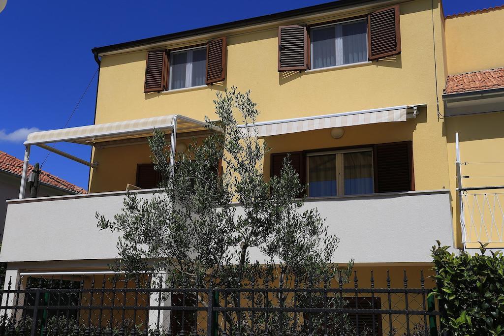 Apartments Ivana - Iva Zadar Ngoại thất bức ảnh