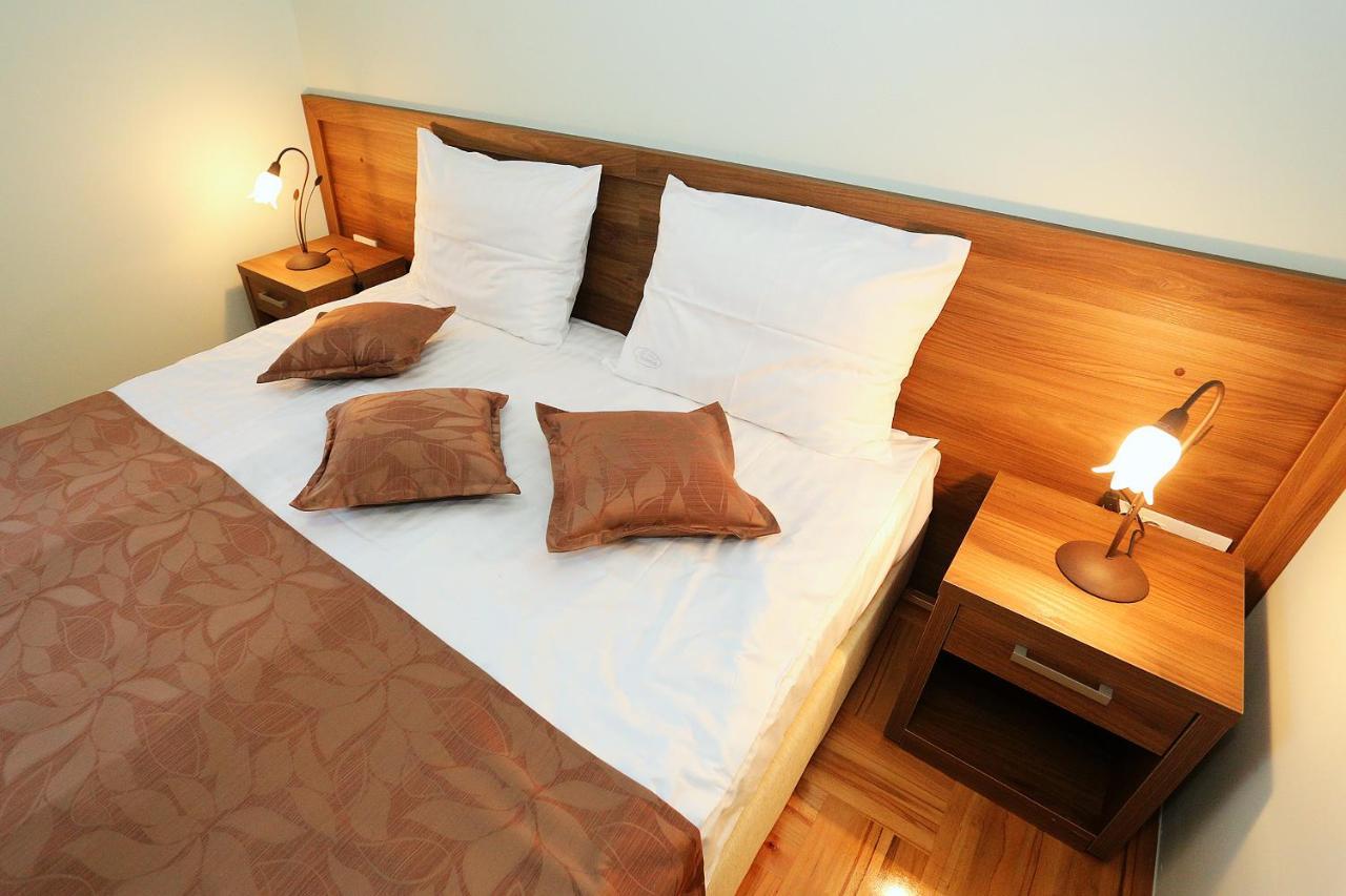 Apartments Ivana - Iva Zadar Ngoại thất bức ảnh