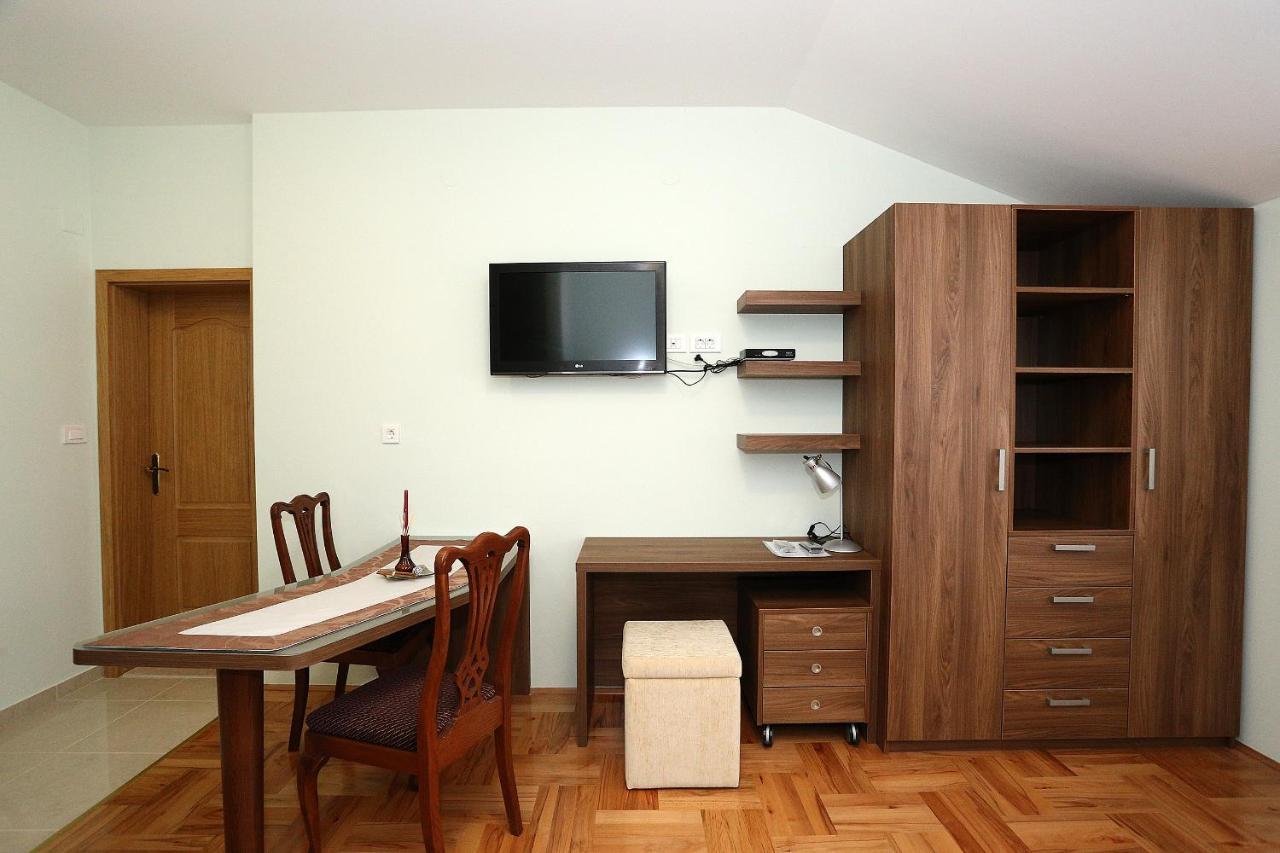 Apartments Ivana - Iva Zadar Ngoại thất bức ảnh